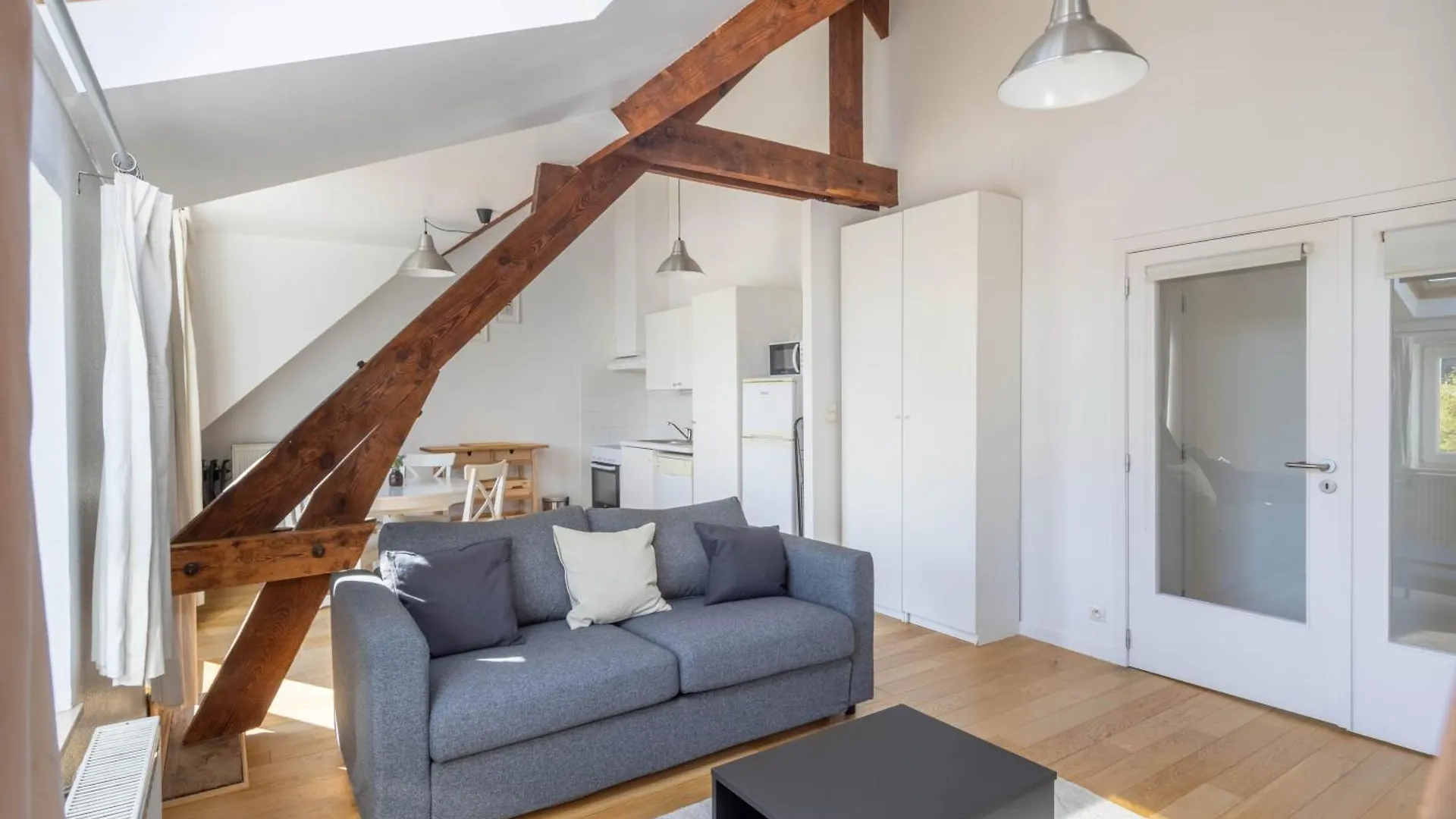 Apartment Grand Sapphire Cinquantenaire Brussels Belgium