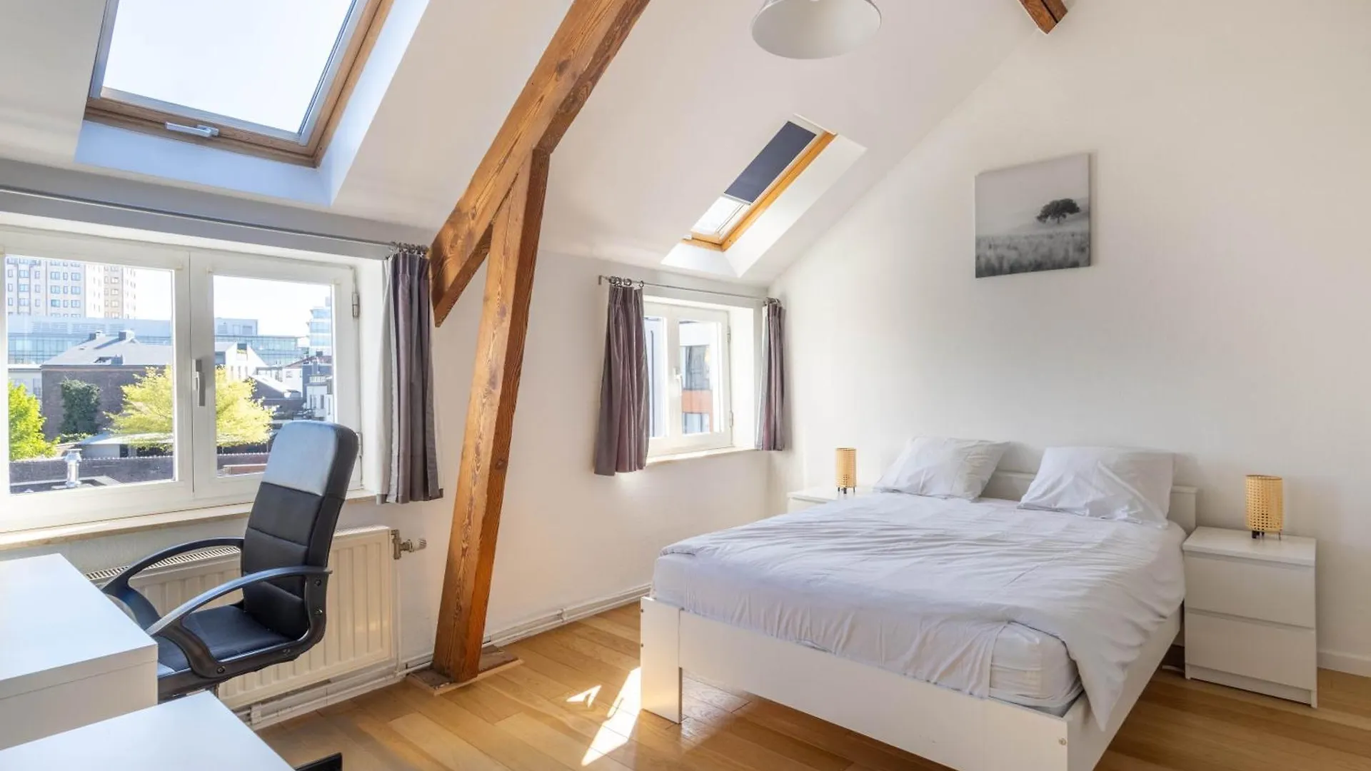 Apartment Grand Sapphire Cinquantenaire Brussels